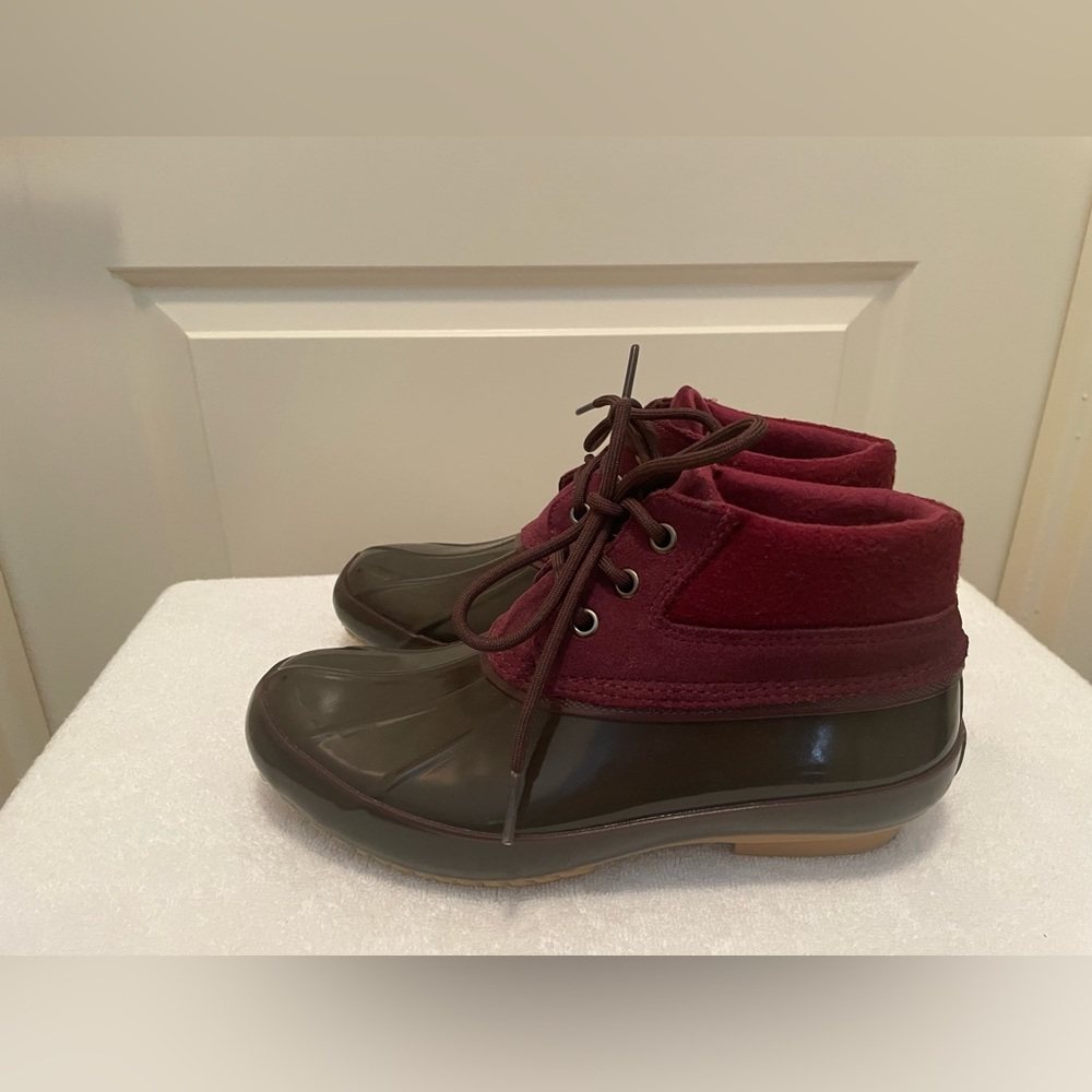 G.H. Bass Leather Wool Rubber Waterproof Duck Bootie - Women’s Size 7 - Picture 1 of 9